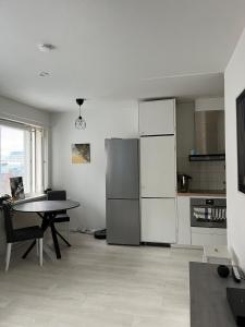 Modern one-bedroom apartment, perfect for a business or leisure