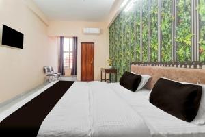 Hotel O by OYO Swastik inn