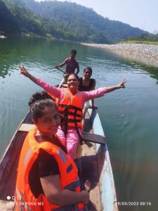 Songki Adventure Campsites umngot River