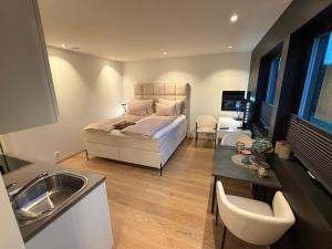 Guest rooms, ved Lillestrøm