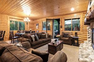 Walk to Ski Slopes Trails Cozy 2-Bedroom Recently Renovated Condo with Pool Hot Tub BBQ and AC BBL-351B by KBM Resorts