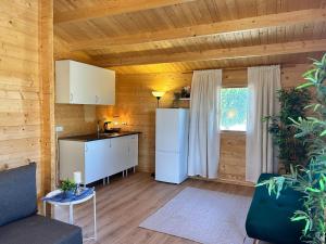 Bosquemar cabin for Family, animals and massages