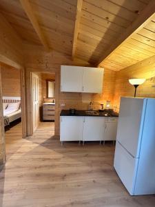 Bosquemar cabin for Family, animals and massages