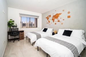 2BR Cozy with Infinity Pool & High-Speed WiFi