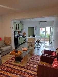 Casa da Ermida Cottage with Jacuzzi and fantastic views