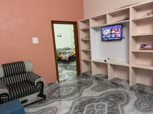 Tej Home Stays & Guest House