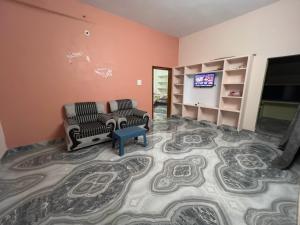 Tej Home Stays & Guest House