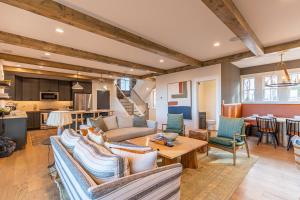 The Overlook at Blue Ridge Mountain Club