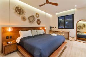 Stunning 2BR with Plunge Pool - Rooftop Sea Views