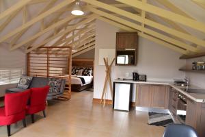 Highlands Retreat Lodge In Highland Gate Golf and Trout Estate 1135