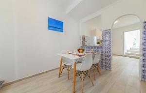 B21 - Oliveira Cozy Flat