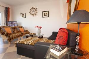 B17 - The Stunning Seaview Apartment