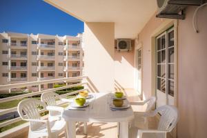 B33 - Praia do Vau Apartment