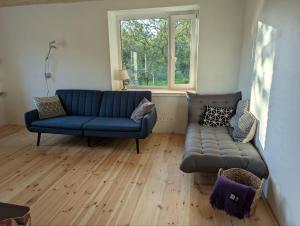 Cozy apartment with a fireplace in Loksa