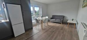 4BDR Home on Dock Rd Near City Centre