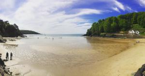 Salcombe Bolthole Room