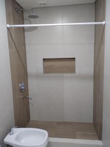 Apart Ezeiza F- hasta 5 personas con cochera