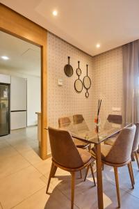 Terrasses and Sunset Duplex Luxe 3 Bed in Ghandi