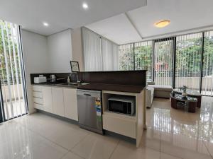 3 bedroom apartment in Rosebery