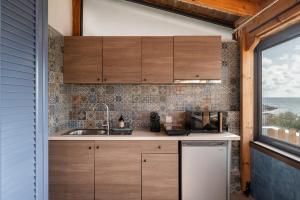 Cap SoSeafront Retreat