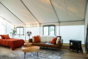 Robins Nest-Lux Camping Tent in the Gorge