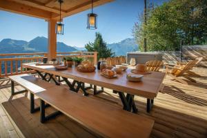 Chalet Serbijanka Alpine Retreat with Hammam Sauna and Jacuzzi for 14 Gueststs