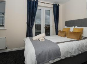 Sunderland Haven: Modern 4-Bedroom Family Retreat