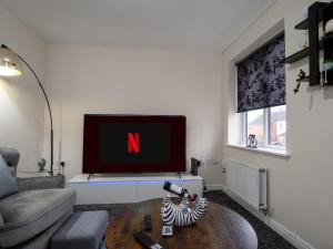 Sunderland Haven: Modern 4-Bedroom Family Retreat