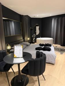 La Suite Miroir - Baignoire balnéo