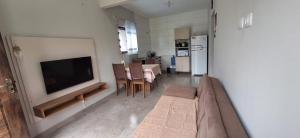 Prehenn Beach House com Piscina