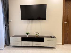 Marina Promenade, 80 m2 Cityapartment nahe New Marina & Sheraton, 3 Min zum Strand