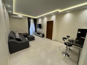 Marina Promenade, 80 m2 Cityapartment nahe New Marina & Sheraton, 3 Min zum Strand