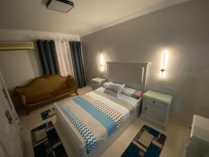 أجمل وأروع شقه مفروشه تطل على الاستاد بمدينة نصر