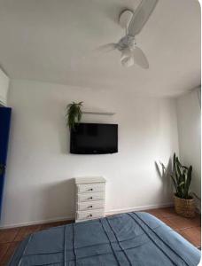 Ap em frente a praia da Barra