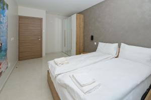 Lovely and spacious apartments in the quaint and quiet town of Pembroke