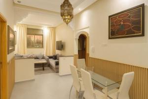 Cycas family apart ground floor parking