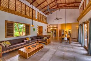 Jungle Tide Villas - Playa Chiquita