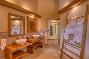 Jungle Tide Villas - Playa Chiquita