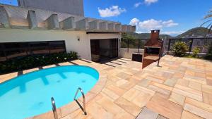 Cobertura 5 quartos sendo 4 suites , piscina churrasqueira , Pitangueiras , 4 vagas