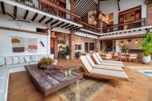 Casa Linaje Hotel Boutique -Cauca Viejo- Mayores de 10 años