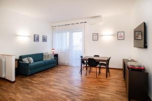 Sul ciglio del Colle - Quiete ed Eleganza Roma Metro Laurentina