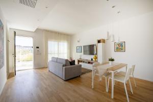 Loft Mare Seafront Modern Stay