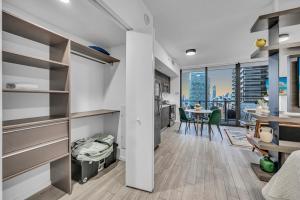 Modern Studio City Views