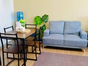 Walk to Abreeza Mall | Kitchen | Parking | Pool