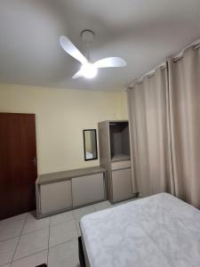 Casa aconchegante com churrasqueira, garagem e apenas 1 quadra e meia do mar, PARA NATAL e ANO NOVO, MÍNIMO 5 DIAS PARA ALUGAR