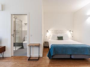 On Trend Nightlife Studio 103