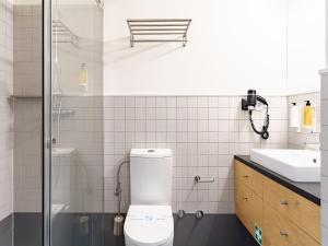 On Trend Nightlife Studio 103