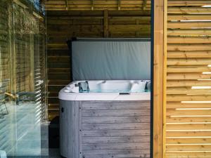 Peaceful holiday home near Hannut