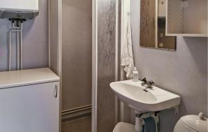 Two-Bedroom Holiday Home In Silverdalen