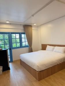 โรงแรม เซิร์ฟบีช Surf Beach Hotel